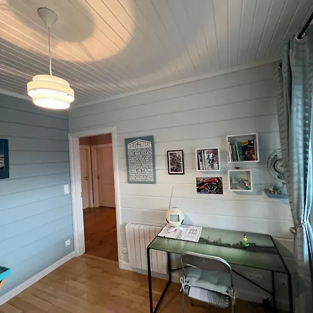 Вилла Maison Spacieuse Avec Jardin Proche Bordeaux