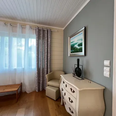 Maison Spacieuse Avec Jardin Proche Bordeaux *
