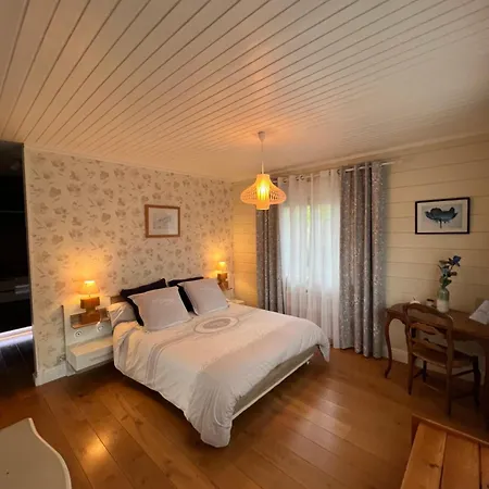 Maison Spacieuse Avec Jardin Proche Bordeaux Yvrac
